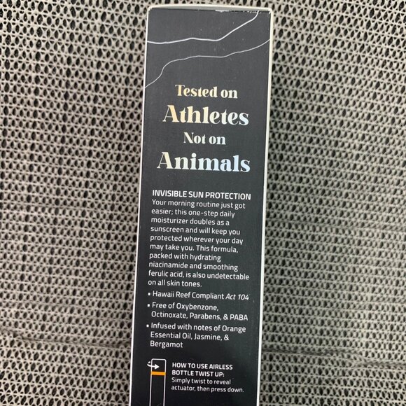 Vertra Beach Break Daily Facial Moisturizer 30 SPF water resistant 1.6 fl oz - Picture 2 of 6